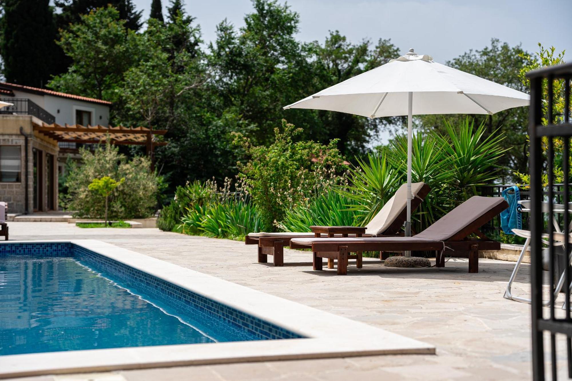Villa Sunset & Sunrise In Stanisici-two With Common Pool
